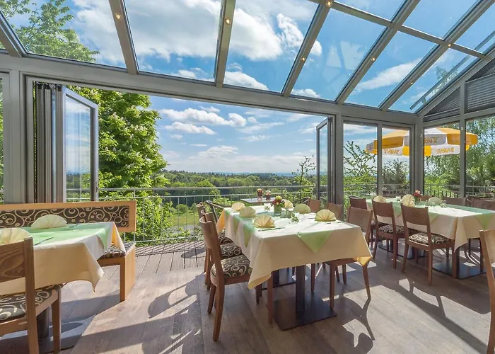 Krone & Restaurant 3* 프리드리히스하펜